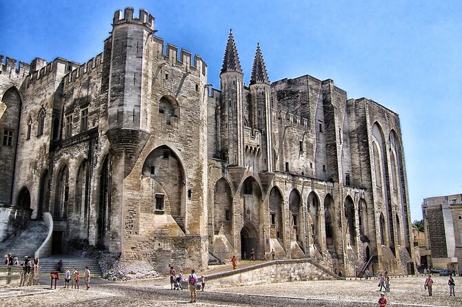 Private Transfer From Marseille Airport to Avignon - Booking and Cancellation Policy
