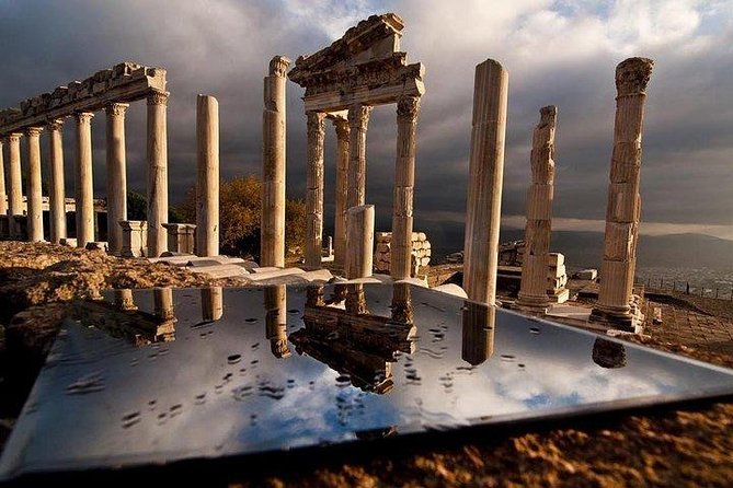 Private Troy Tour From Canakkale Port or Istanbul - Explore the Archaeological Site
