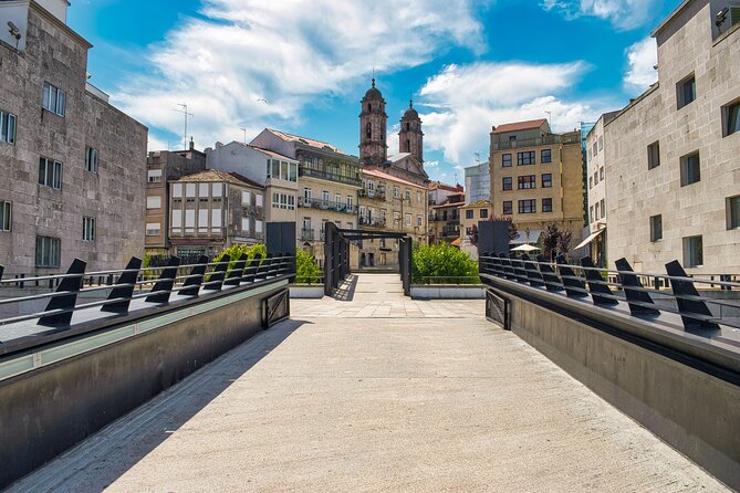 Private Walking Tour From Casco Vello to Mercado Da Pedra in Vigo - Cancellation and Refund Policies