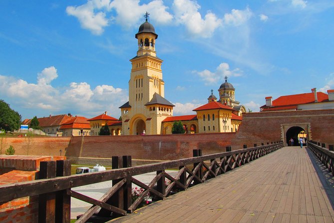 Private Walking Tour of Alba Iulia Citadel With Wine Tasting - Tour Expectations and Requirements