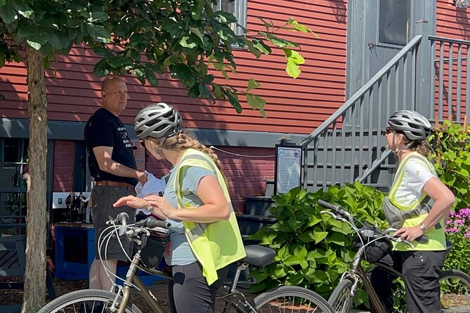 Public | City of Portsmouth Historic Neighborhoods Tour | 1.5-2hr - Booking Process