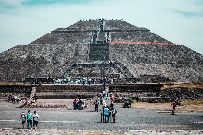 Pyramids of Teotihuacan, Guadalupe Shrine & Tlatelolco Tour - Positive Reviews
