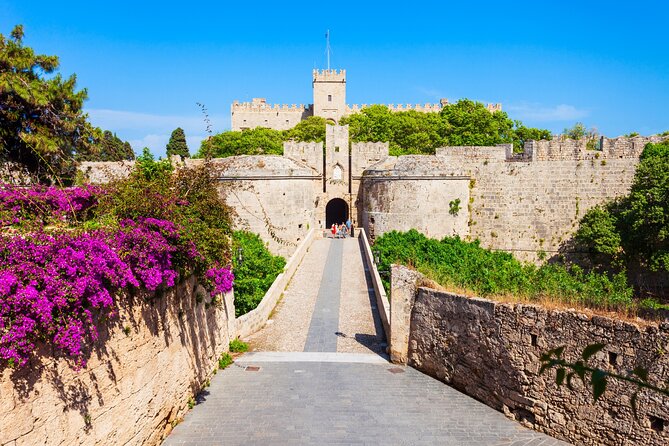Rhodes Old Town Scavenger Hunt and Highlights Self-Guided Tour - Navigating the Self-Guided Tour