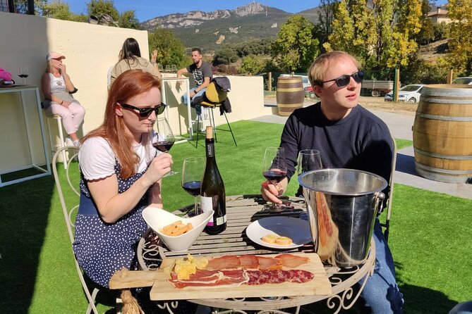 Rioja Boutique Wineries Tour With Lunch, SS - Tour Participation Information