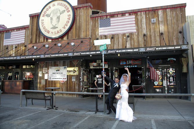 Romantic 2 Hour Photo Tour by Limousine Review - Exploring Las Vegas