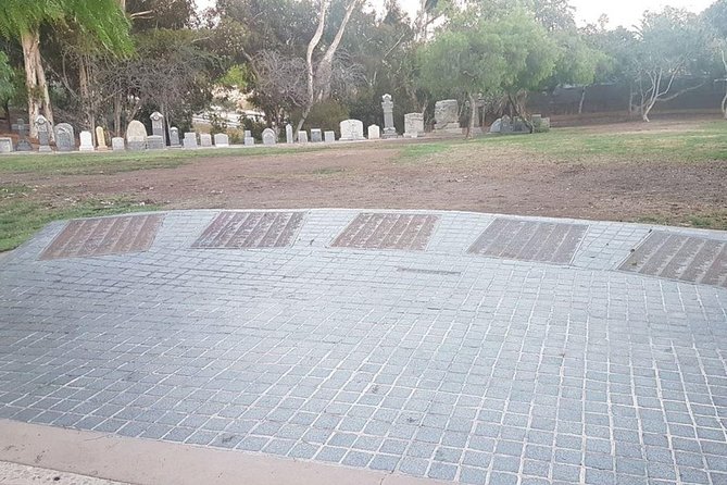 San Diego Ghosts and Gravestones: A Haunted Trolley Tour - Meeting and Parking Details