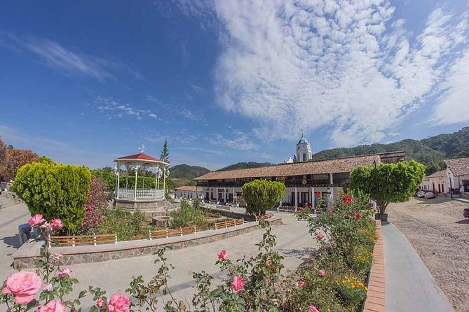 San Sebastian Del Oeste - Included Lunch and Activities