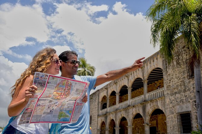Santo Domingo Colonial Walking and Sightseeing Tour - Exploring Colonial Architecture