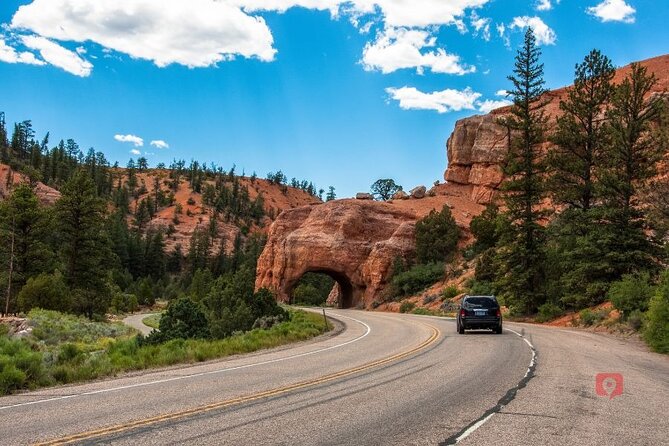 Self-Guided Audio Driving Tour in Zion & Bryce Canyon - Exploring Zion National Park