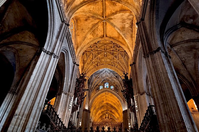 Self-guided Virtual Tour of Seville Cathedral: The Gothic Wonder - Accessibility and Equipment