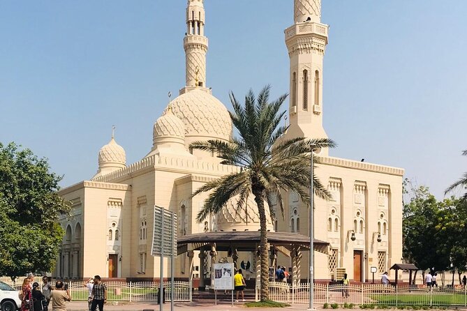 Semi-Private Half-Day Tour of Old Dubai City - Navigating Dubai Creek