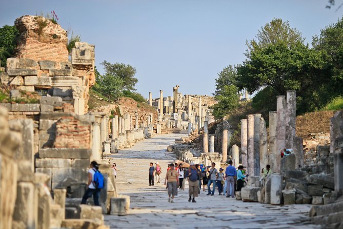 Shore Excursion 1 or 2 Day Private Tour From Kusadasi Port for Ephesus-Pergamon - Exploring Ephesus