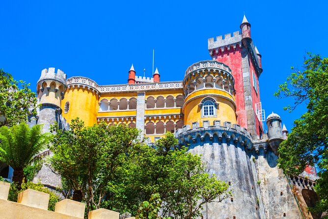 Sintra Scavenger Hunt and Sights Self-Guided Tour - Navigating the Explorial App