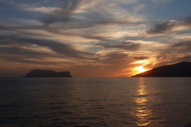 Small Group Capri Sunset Boat Tour With Swimming and Prosecco - Booking and Availability