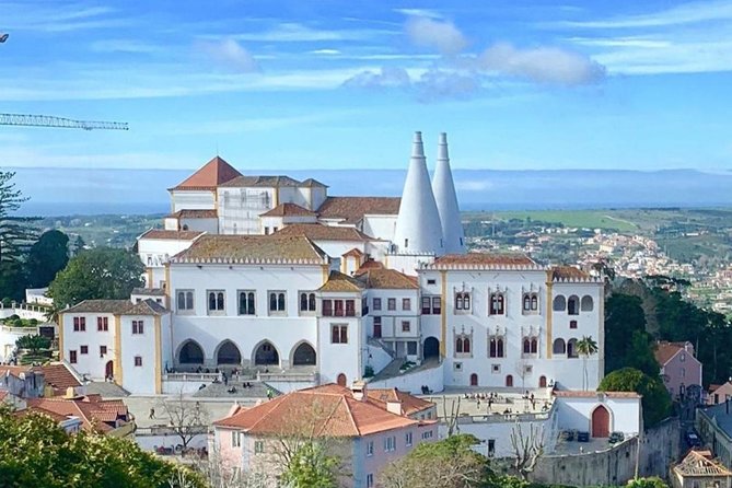 Small Group FULL DAY PRIVATE TOUR Sintra + Cascais+Roca Cape - Meeting and End Points