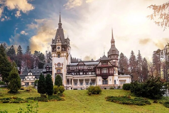 Small Group to Dracula's Castle, Peleș Castle and Brașov City - Scenic Drive Through Transylvania