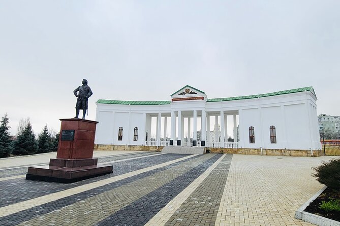 Soviet Heritage of Transnistria and Castle Mimi Winery - Duration and Itinerary Details