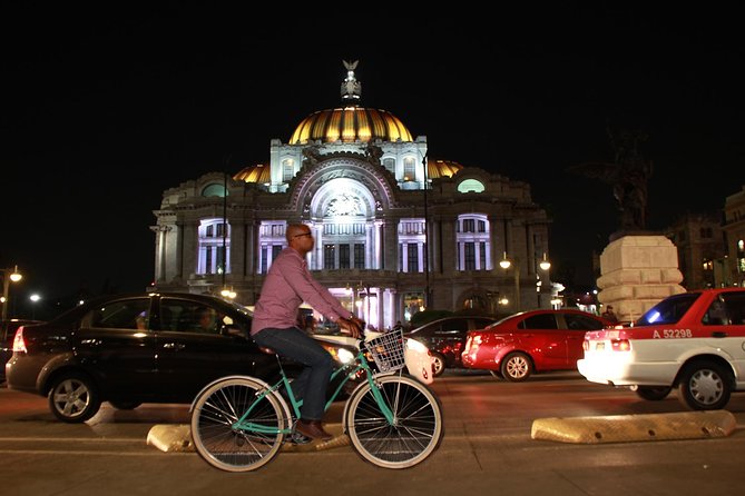 SPECIAL NIGHT LIFE Mexico City Light's Bike Tour - Exploring Mexico Citys Vibrant Nightlife