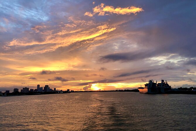 Steamboat Natchez Evening Jazz Cruise With Dinner Option - Accessibility and Group Bookings