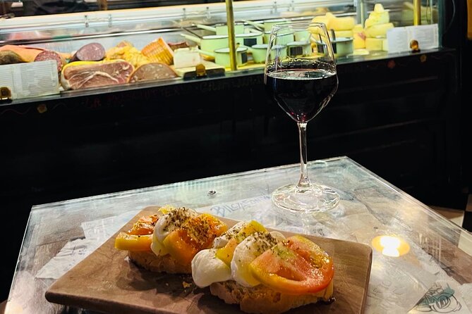 Street Food and Pasta in Rome - Tour Guides Insights and Stories