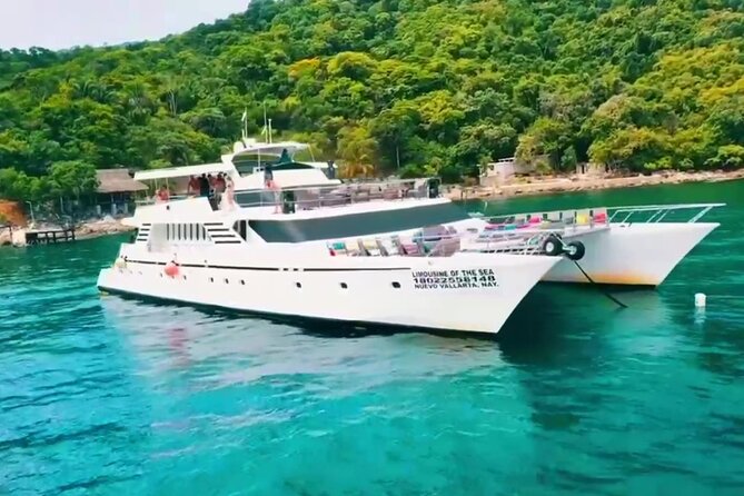 Sunsets and Whales Mega Yachts ALL INCLUSIVE - Recommendations and Considerations
