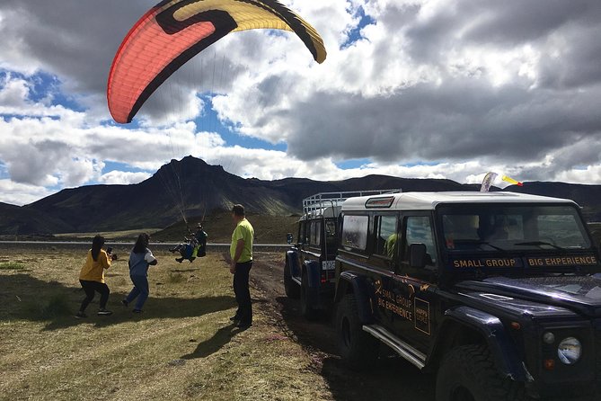 Tandem Paragliding Over the Rugged Lava Fields at Blue Mountains - Flexible Cancellation and Rescheduling Options