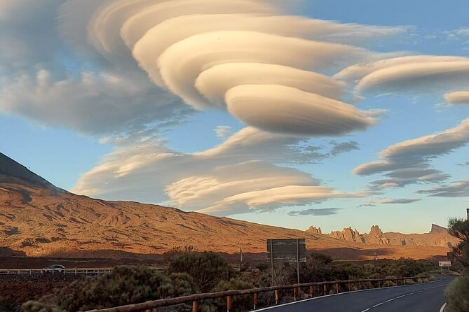 TEIDE NIGHT Astronomy Stargazing Bus Tour, Meal & Drinks Included! - Food and Drinks