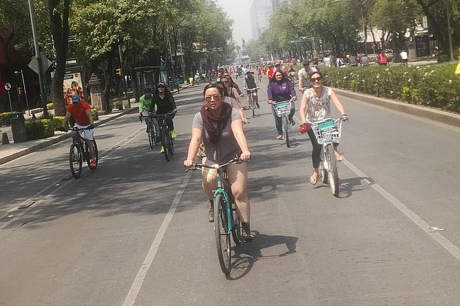 The Best of Mexico City Bike Experience EXPRESS - Traverse Lush Green Spaces