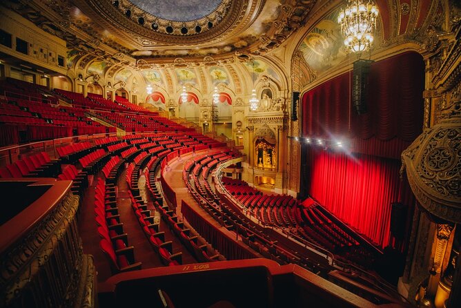 The Chicago Theatre Tour Experience - Tips for a Great Experience
