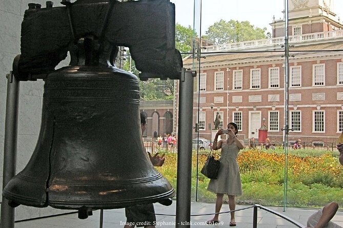 The Founding Fathers of Philadelphia: Private 2-hour History Tour - Personalized and Family-Friendly Experience