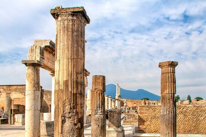 The Great Beauty of Ancient Pompeii Told by a Local Guide / Archaeologist - Review Verification and Ratings