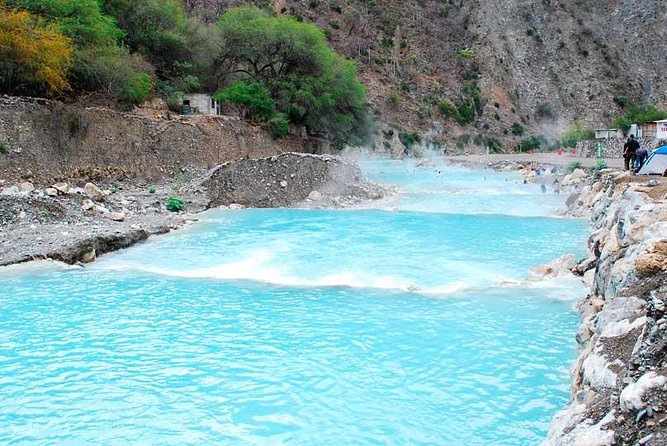 Tour in Spanish to the Tolantongo Caves, Leaving Querétaro - Exploring the Tolantongo Caves