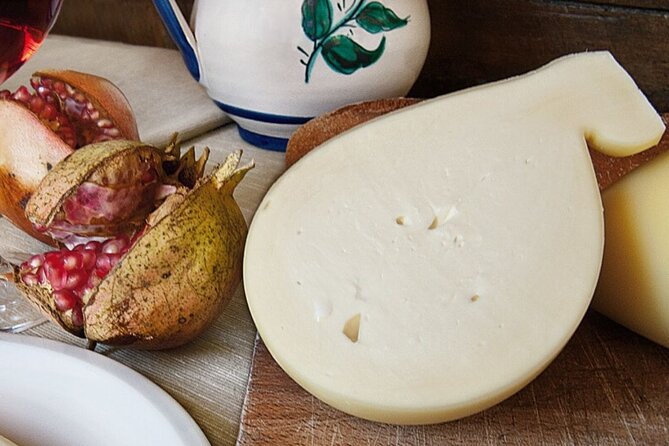Tour of the Cheese and Wine Routes in Cammarata - Exploring the Cheese Route