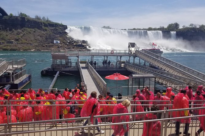 Tour to Niagara Falls With Cruise - Customer Service and Communication Issues