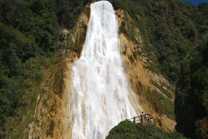 Tour to the Chiflón Waterfalls and Montebello Lagoons - Highlights of the Tour