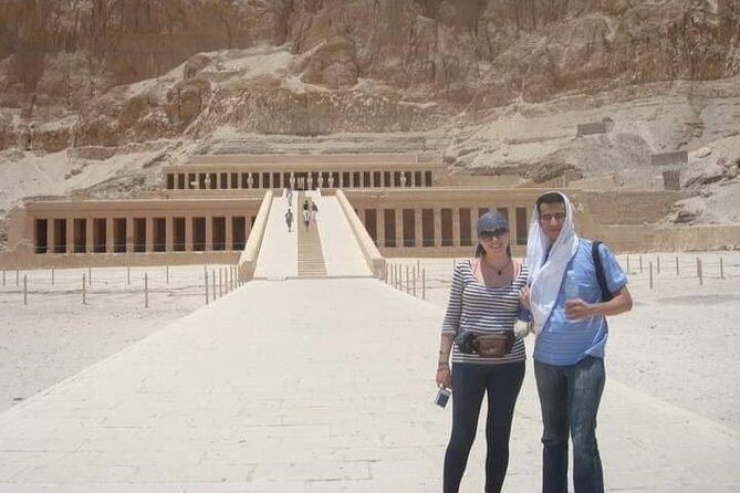 Tour to Tutankhamun Tomb in Kings Valley, Hatshepsut Temple, Colossi of Memnon - Booking and Traveler Information