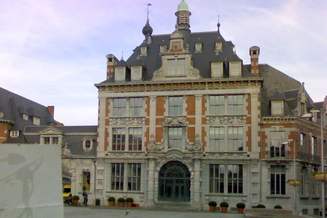 Touristic Highlights of Namur on a Half Day (4 Hours) Private Tour With a Local - Exploring Namurs Riverside Promenade