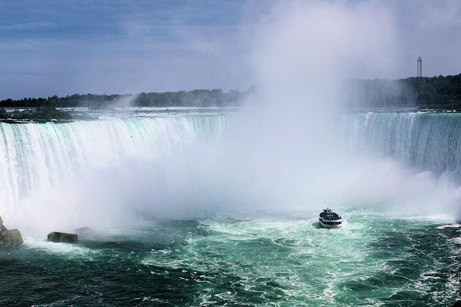Transfer Toronto,Canada (Downtown) to Niagara on the Lake,Canada - Availability and Operating Hours