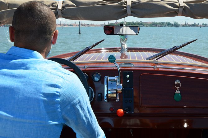 Treviso Airport Tfs to Venice Hotels by Van and Watertaxi OR VICEVERSA - Hosts Response to Feedback