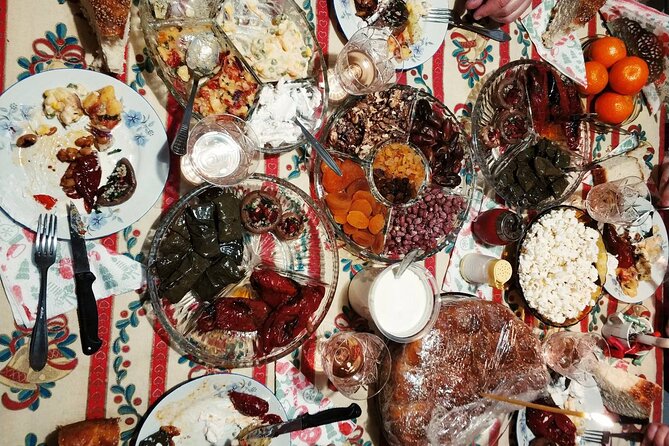 Unique Traditional Bulgarian Meal at the Seven Rila Lakes Hut - Timing and Operational Details