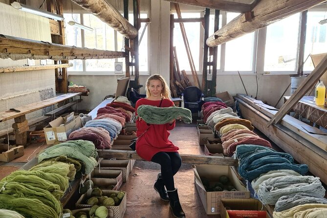 Velingrad: Carpet Factory for the Kingdom UK, Versailles - Carpet Factory Overview