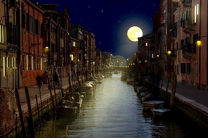 Venice: Ghosts and Legends Walking Tour With Bar Hop - Tour Ratings and Reviews