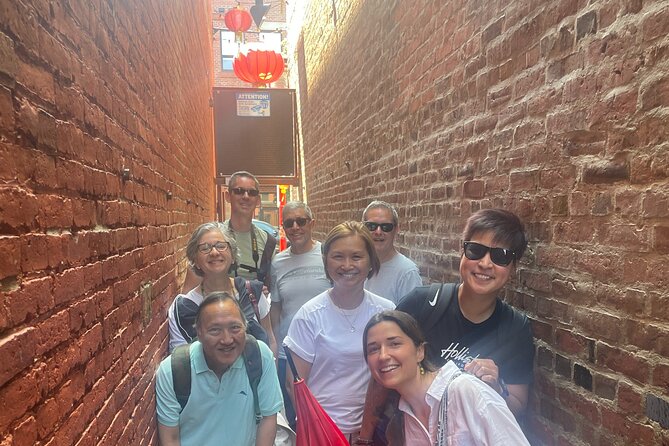 Victoria Tips-Based Walking Tour | 2.5-Hour - Gratuities and Transparency