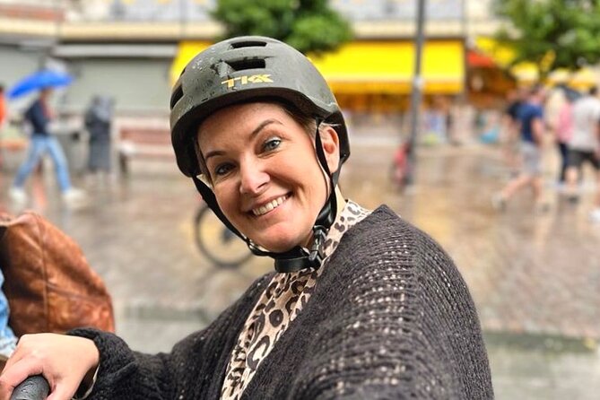 Walk or Bike- Tour With Professional Photoshoot - Cancellation and Refund Policy