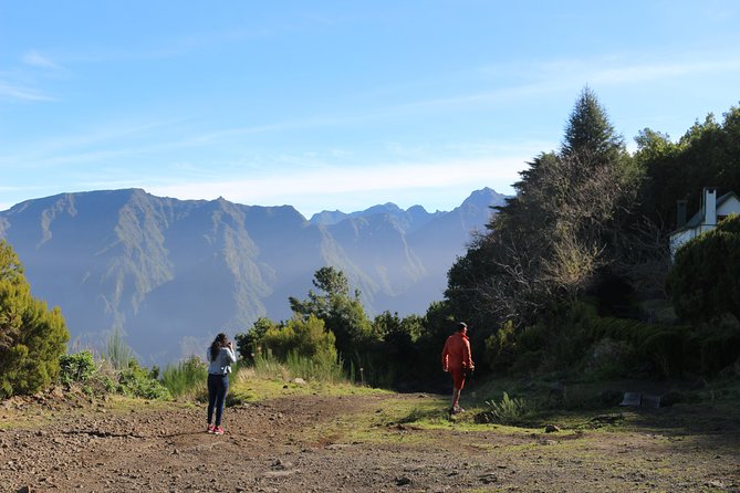 West Volcanic Pools & Unesco 4x4 Tour - Start Time