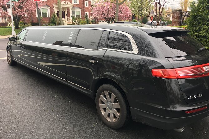 Woodbury Common Premium Outlet Shopping Private Day Trip by Limousine From NYC - Participation Requirements