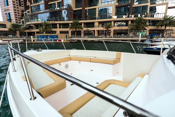Yachting in Dubai: Book 36 Ft Yacht Charter up to 10 People - Accessibility and Participation