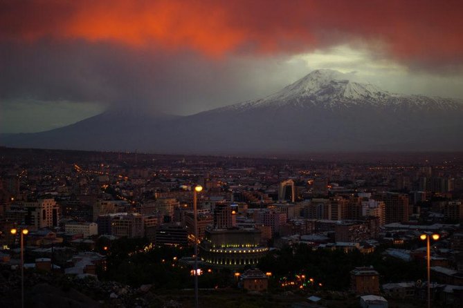 Yerevan - Echmiadzin - Zvartnots - Sardarapat - Yerevan - Exploring Zvartnots Historical Site