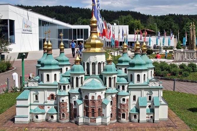 Zagreb - Monkey Park (Affenberg) - Klagenfurt - Minimundus - Booking and Accessibility