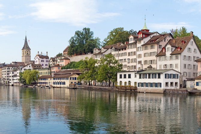 Zurich Highlights Self-Guided Scavenger Hunt and City Tour - Tour Highlights